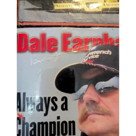 Lot of 4 NASCAR Racing BOOKS‎ Dale Earnhardt Sr. racing cars Darlington - Picture 5 of 11
